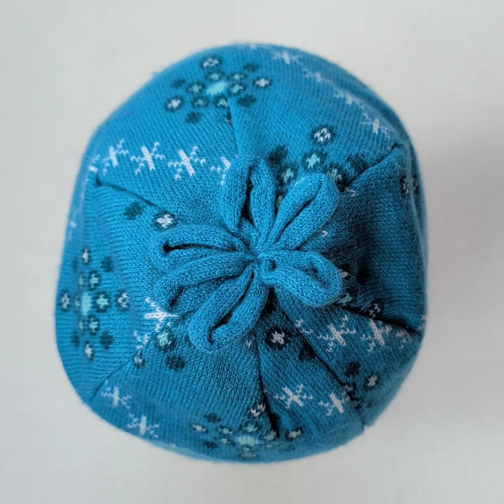 L.L. Bean Fleece Snowflake Beanie Hat KIDS SMALL Blue